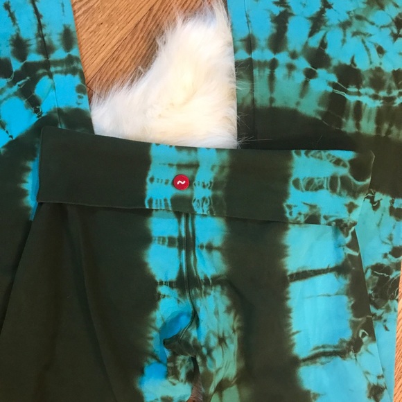tie dye bell bottom yoga pants